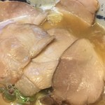 彩色ラーメン きんせい総本家 夢風 - ホエー豚のチャーシュー麺(1,000円)