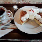 プチ珈琲館 - クリームワッフル
