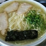 ラーメン げんこつ家 - ラーメン大盛(650円)