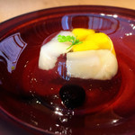 カフェ ブルーチェ - デザートのフルーツゼリー！