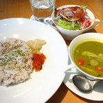 カフェ ブルーチェ - グリーンカレーランチセット 864円！