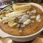 漁火 - 牡蠣の土手鍋
