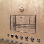 ベージュ アラン・デュカス 東京 - 