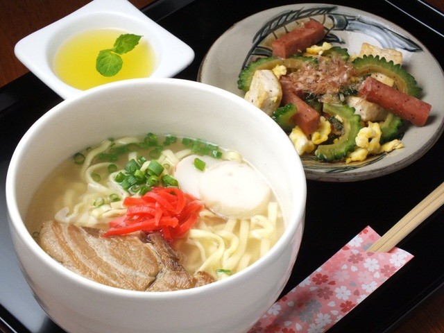 かりゆし 関内/沖縄料理 [食べログ]