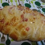 パン工房 おくの - オニオンチーズ