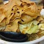 麺屋 団長 - 男の黒醤油麺大野菜大オニク１０枚♪