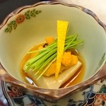 日本料理 喜春 - えごま豆腐と蒸し雲丹。