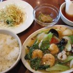 揚子江 - プリプリえびのピリ辛炒め
