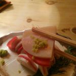 坂の上のそば屋 司 - 板わさ・アップ