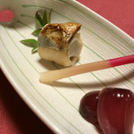 御宿さか屋 - 【夕食】海老芋の鰆巻き