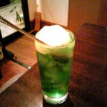 つなげ屋 - クリームソーダチューハイ