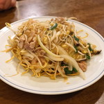 広東料理 鳳泉 - 炒麺（ヤキソバ）