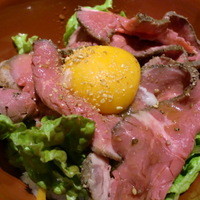 肉匠 さくら - ローストビーフ丼・100ｇ