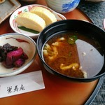 栄寿庵 - 堀川ごぼうとお揚げの赤出汁