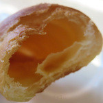 塩パンの中は空洞！これが独特の食感を生む