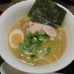 ラーメンにっこうact2 - らーめん（醤油味）