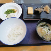 カフェトスカ - 和食は少し寂しい