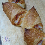 ベーカリー 南 - エピ・ベーコン　２４０円