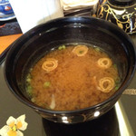 奴寿司 - 赤出汁