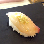 奴寿司 - タイ昆布締め(刻み山葵)
