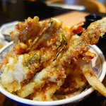 てんぷら天夜一夜 - ランチ天丼、天麩羅は10品だったような