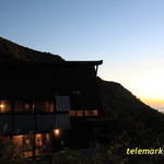 くろがね小屋 - 朝のくろがね小屋は幻想的だぞ！