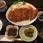 ひまわり畑 - とんかつ定食1000円