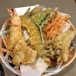 手打そば 三好屋 - 天ぷら盛り合せ。