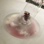 レストランエール - エスプーマを入れます。