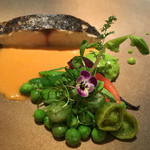 レストランエール - 魚：鰆　６０度で低温調理　魚介のソースで