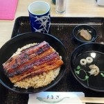 うなぎ料理 くりはら - うな丼(並) 1550円＋税