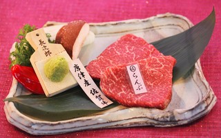 Yakiniku Tomoru Kata Nama Chiten - らんぷ