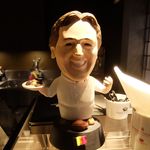 ピエール マルコリーニ - 1階レジ横のピエール・マルコリーニさん人形