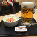 Yoshinoya - モルツ生350円とごぼうサラダ130円
