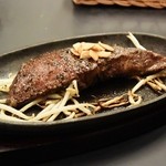 神戸 牛ひげ - 黒毛和牛極上赤身ステーキ150g