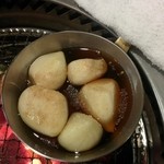 京の焼肉処 弘 - にんにく焼き￥３５０
      2016/2/26(金)