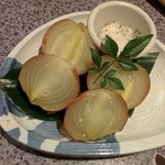 京の焼肉処 弘 - 小玉ねぎ￥３００
      2016/2/26(金)