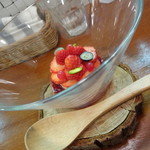 フレンチマーケット - クープドスフレパンペルデュ　フレンチトースト投入前