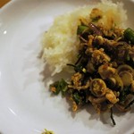 クルワ・プリックタイ - ラープムー＆もち米