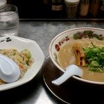 Tenka Ippin - チャーハン定食　こってりラーメン