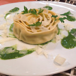 カネロニ ズールローゼ風