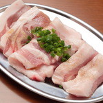 Kyoumotsu Nabehorumon Shushu - 国産豚三種盛り