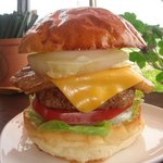 HERO'S  DINER - 料理写真:当店1番人気　ＨＥＲＯバーガー