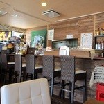 スージー キュー ダイナー - アメリカンな店内