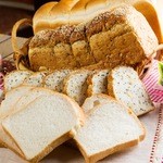 イエスボーノミュージアム - 山型食パンと芋栗ごま食パン