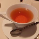 レ ロジェ エギュスキロール - アントワネット