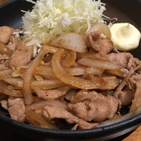 ダイナミックキッチン＆バー 響  新宿サザンタワー店 - 生姜焼き？