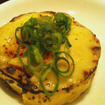 アヒル - 山芋アンチョビチーズのせ。むっちゃウマ