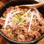 炭火串焼 初代バッジョ - 新食感そぼろ丼
