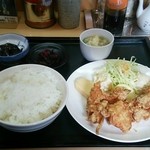 中華料理　好 - サービスランチ　鶏唐揚げ定食　580円